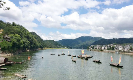 余姚到黃山三日游景點3：新安江山水畫廊