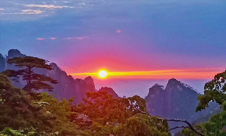 漯河到黃山旅游團(tuán)景點(diǎn)：黃山日出