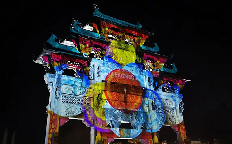 「西遞夜游攻略」胡文光牌樓光影秀